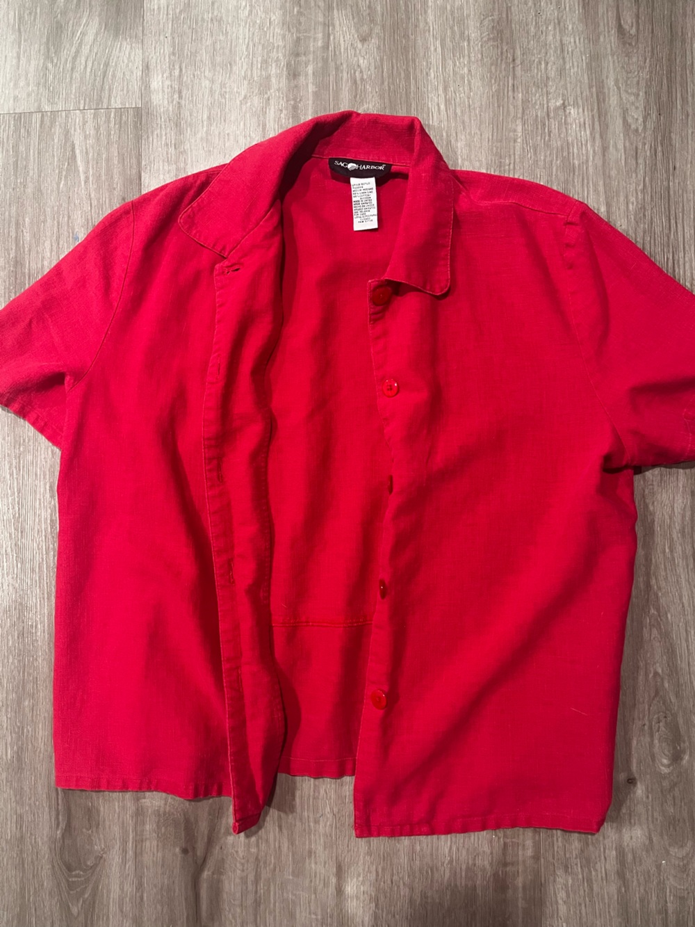 Sag Harbor Linen Red Button Down Shirt | Surfer and Summer Vibes | Size Medium